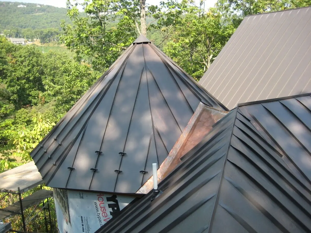 Professional Shingle Replacement & Repair by Craftsman Roofing in Piney Mountain Estates